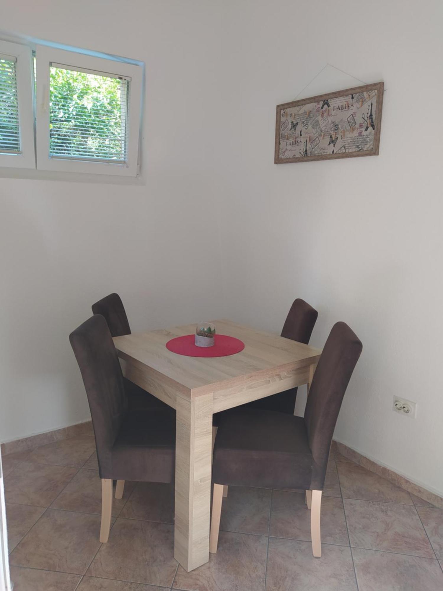 Petrovic Apartmani Tivat Exterior photo
